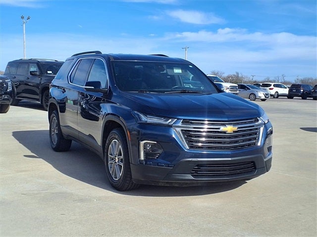 2022 Chevrolet Traverse LT Leather