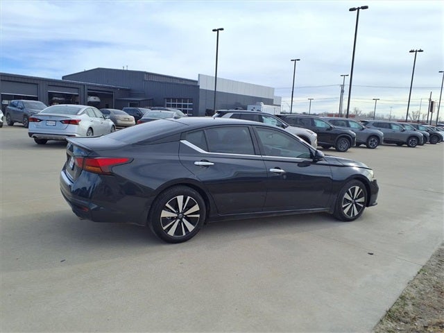 2021 Nissan Altima 2.5 SL