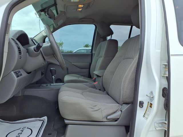 2021 Nissan Frontier SV
