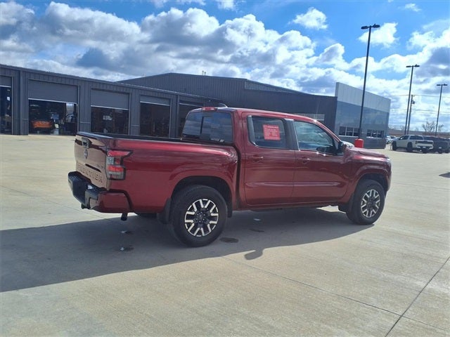 2024 Nissan Frontier SL