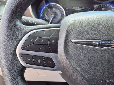 2021 Chrysler Voyager LXI