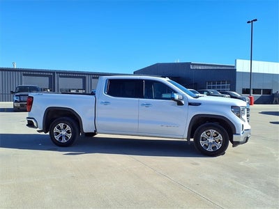 2025 GMC Sierra 1500 SLT