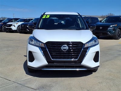 2025 Nissan Kicks Play S