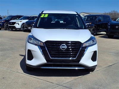 2025 Nissan Kicks Play S