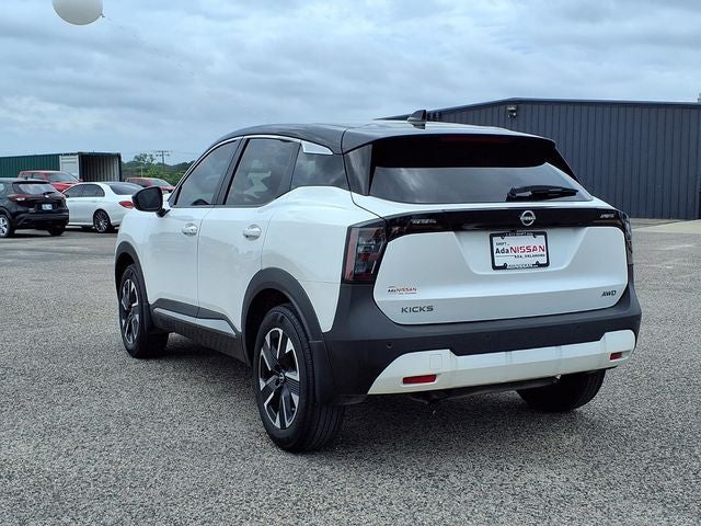 2025 Nissan Kicks SV