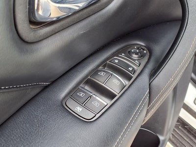 2023 INFINITI QX80 LUXE