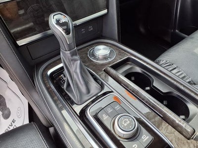 2023 INFINITI QX80 LUXE