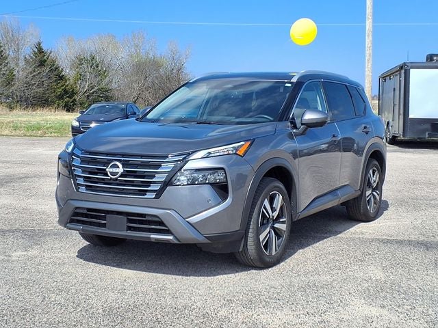 2025 Nissan Rogue SL