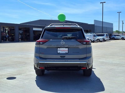 2025 Nissan Rogue Platinum