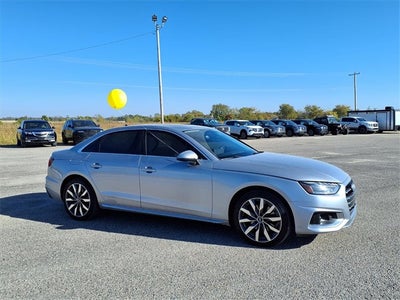 2022 Audi A4 40 Premium Plus quattro