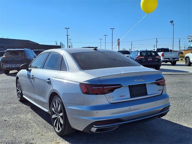 2022 Audi A4 40 Premium Plus quattro