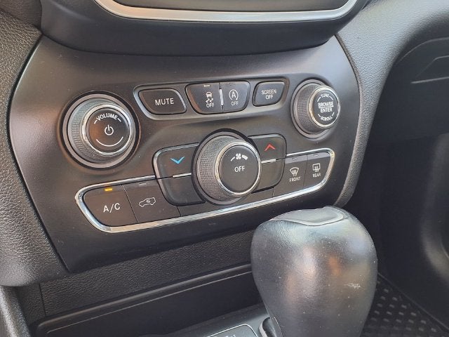 2022 Jeep Cherokee X