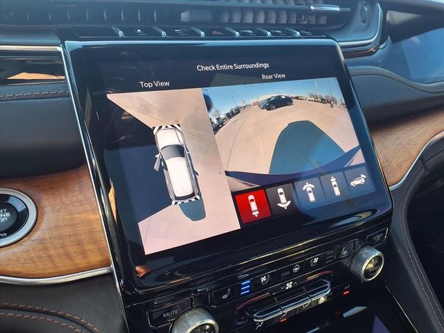 2022 Jeep Grand Cherokee L Summit