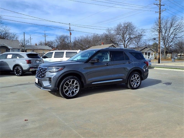 2025 Ford Explorer Platinum