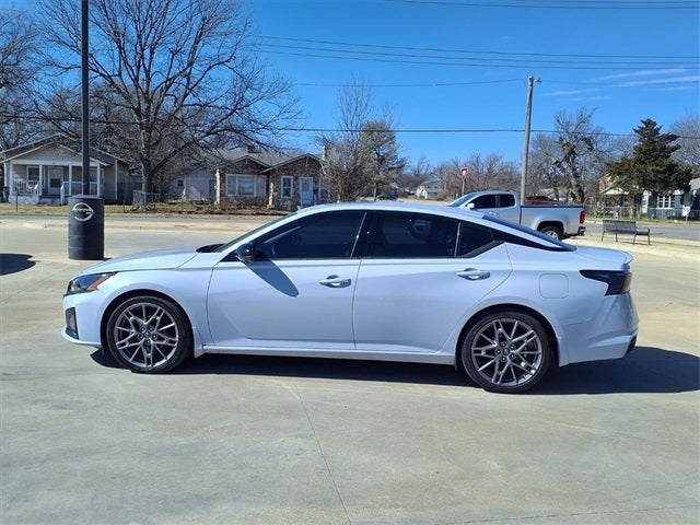 2024 Nissan Altima 2.0 SR