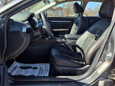 2023 Nissan Altima SR