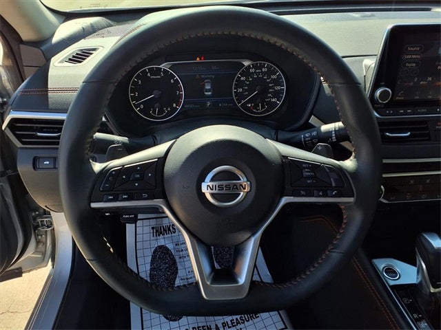 2022 Nissan Altima SR