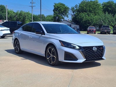 2024 Nissan Altima SR