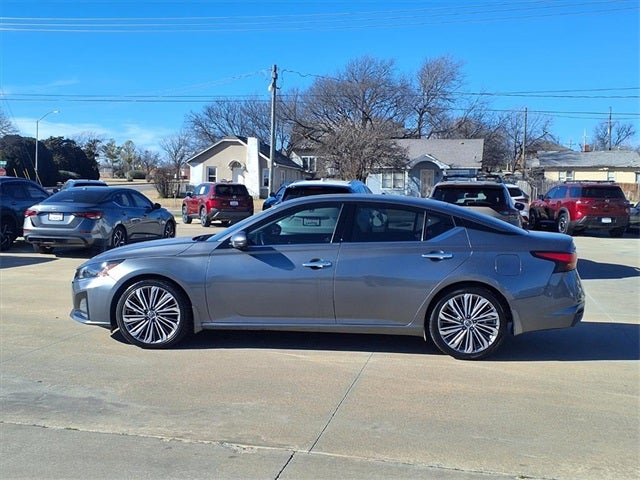 2023 Nissan Altima SL