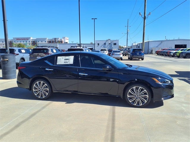 2025 Nissan Altima SL