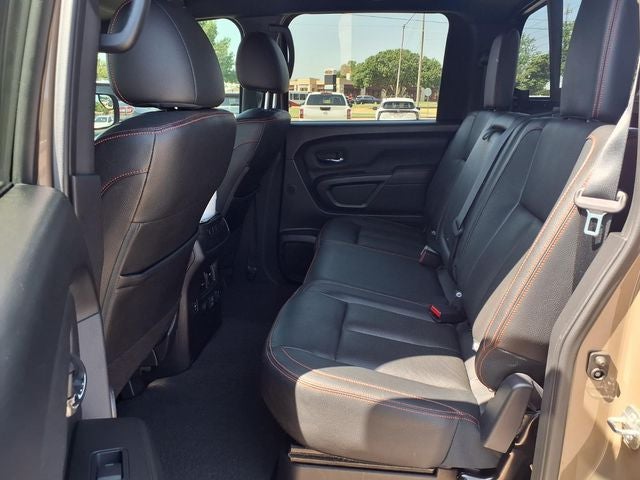 2022 Nissan TITAN Crew Cab PRO-4X®