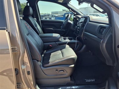 2022 Nissan TITAN Crew Cab PRO-4X®