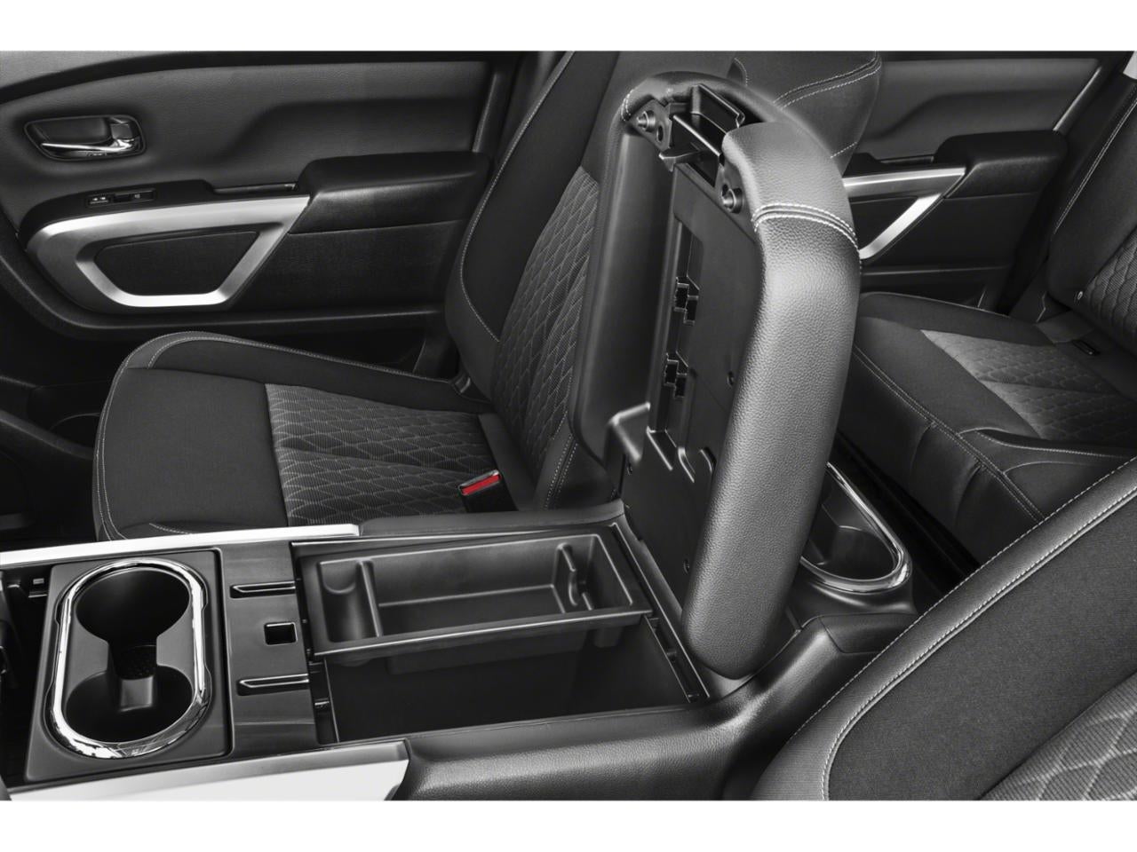 2024 Nissan TITAN Crew Cab SV