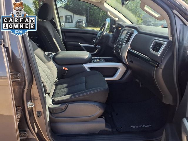 2017 Nissan Titan XD SV
