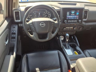 2024 Nissan Frontier Crew Cab SL