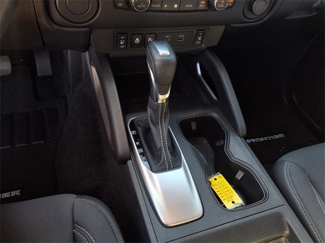 2024 Nissan Frontier Crew Cab SV