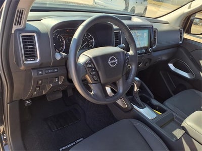 2024 Nissan Frontier Crew Cab SV