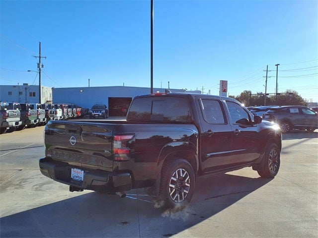 2024 Nissan Frontier Crew Cab SL