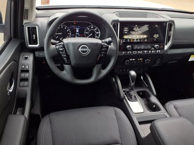 2027 Nissan Frontier Crew Cab SV