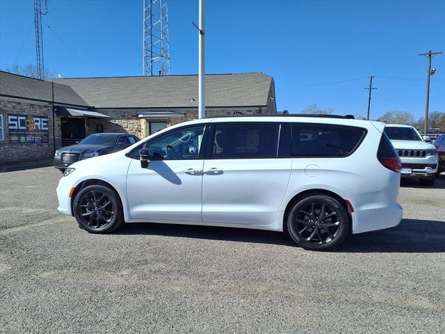 2025 Chrysler Pacifica Limited