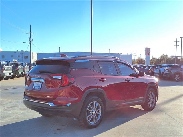 2024 GMC Terrain SLT