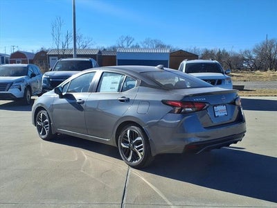 2025 Nissan Versa SR