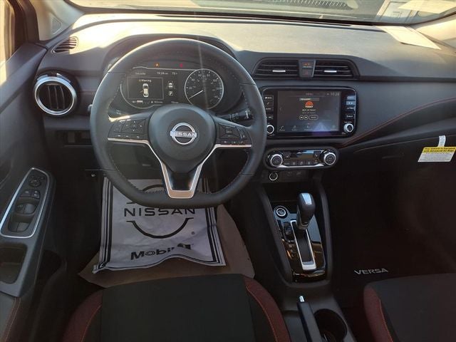 2025 Nissan Versa SR