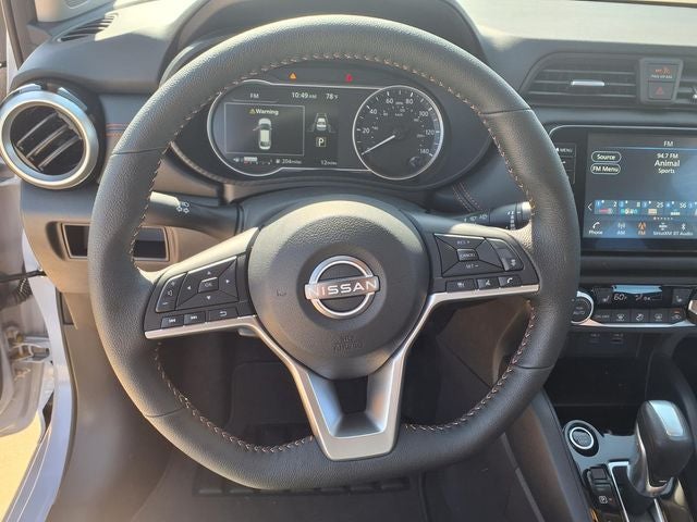 2025 Nissan Versa SR