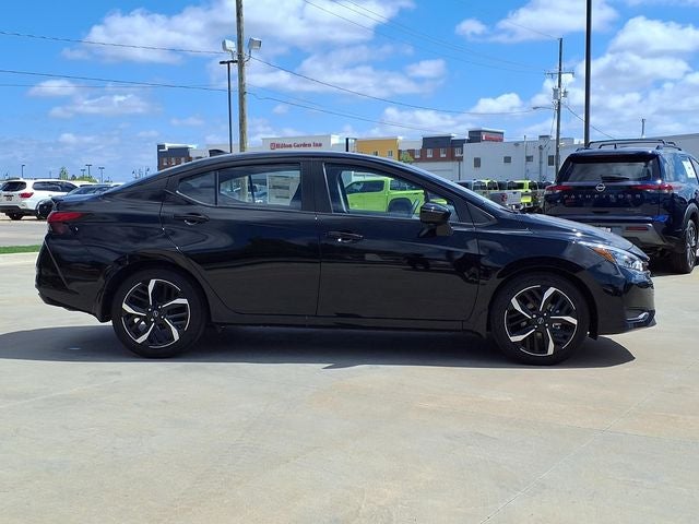 2025 Nissan Versa SR