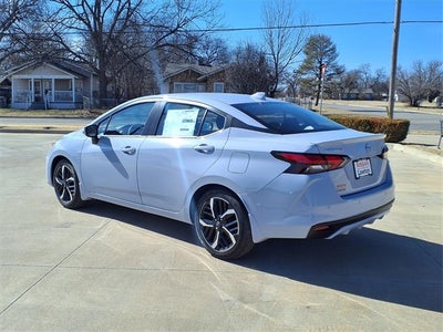 2025 Nissan Versa 1.6 SR