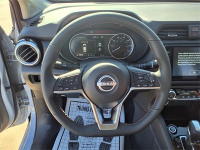 2025 Nissan Versa 1.6 SR