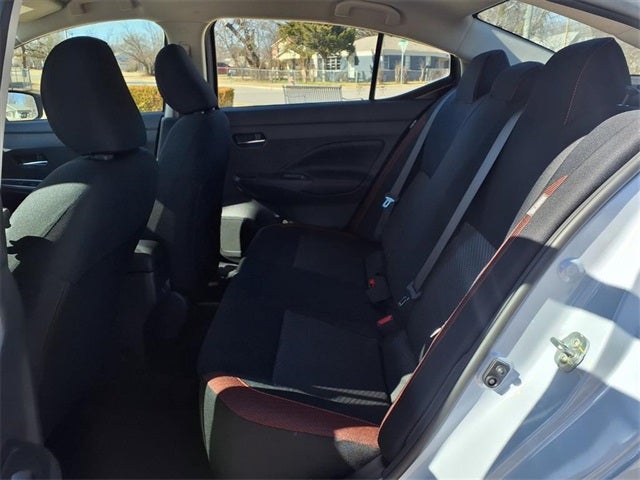 2025 Nissan Versa 1.6 SR