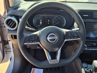 2025 Nissan Versa SR