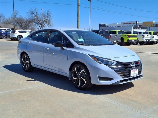 2025 Nissan Versa SR