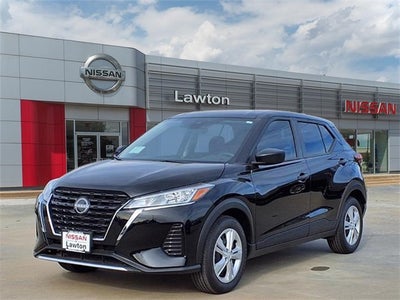 2025 Nissan Kicks Play S