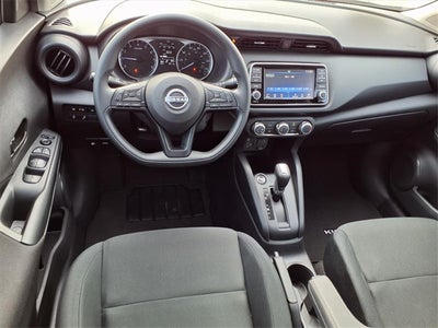 2025 Nissan Kicks Play S