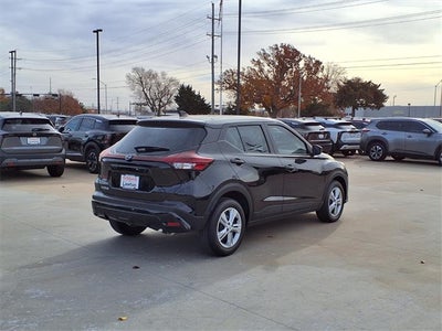 2025 Nissan Kicks Play S