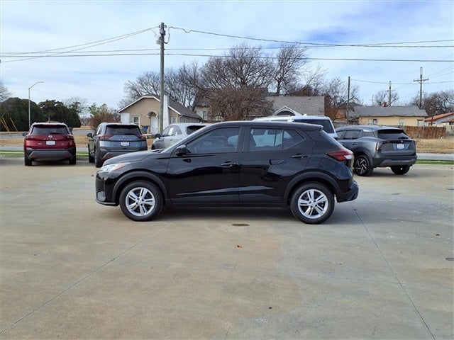 2025 Nissan Kicks Play S