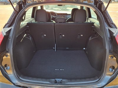 2025 Nissan Kicks Play S