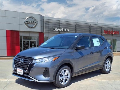 2025 Nissan Kicks Play S